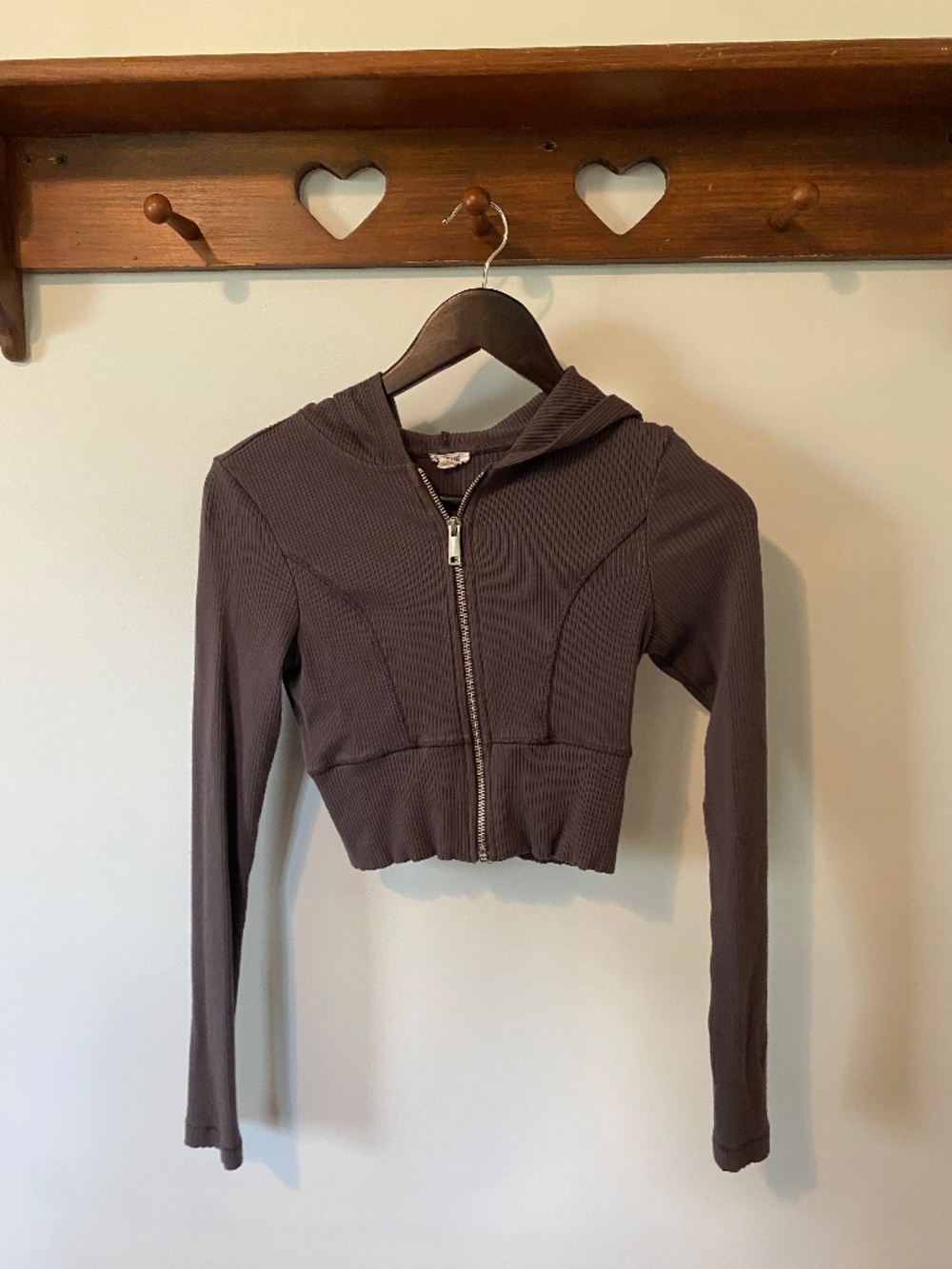 Cropped Tight Zip Up Hoodie